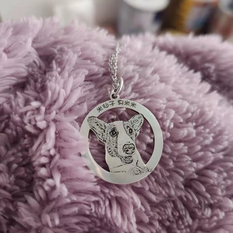 Pet photo necklaces, custom made cat and dog souvenirs, cartoon portraits, surnames, Chinese and English characters can be engraved